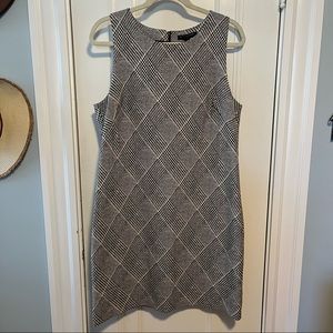 Banana Republic black and white houndstooth shift dress
